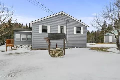 29 N Rd, Peru, MA 01235 photo 4