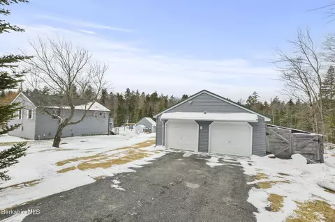 29 N Rd, Peru, MA 01235 photo 34