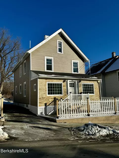 238 Linden St, Pittsfield, MA 01201
