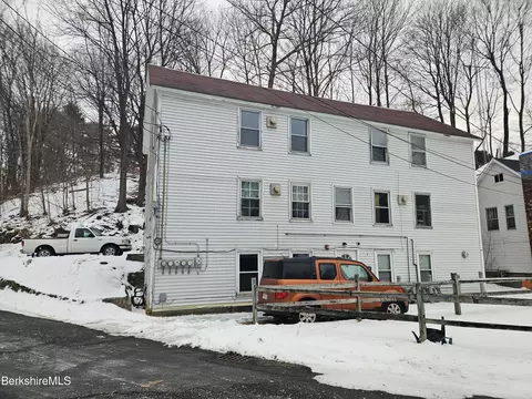 6 Linden St, Adams, MA 01220