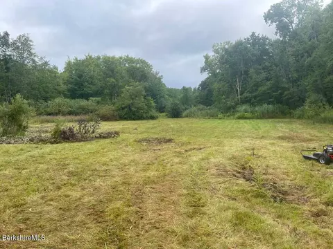 122 Cheshire Rd # -7, Lanesborough, MA 01237