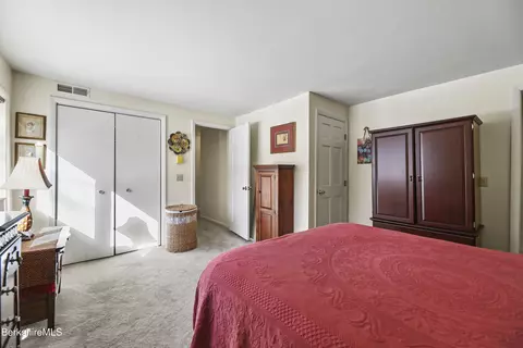 266 Appleton Ave, Pittsfield, MA 01201 photo 21