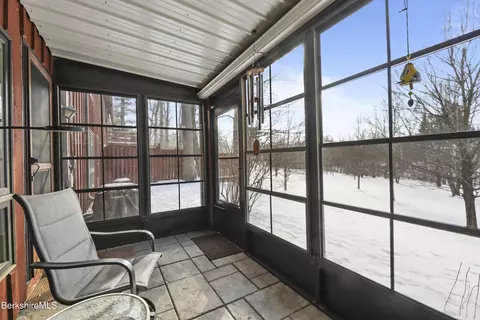 266 Appleton Ave, Pittsfield, MA 01201 photo 18