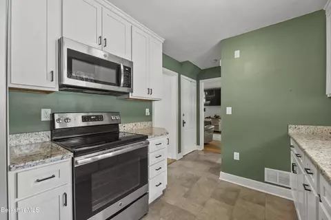 Entry Way - 35 Circular Ave, Lee, MA 01238 photo 1 of 1