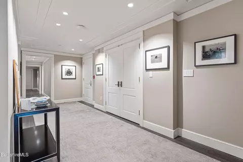 Entry Way - 165 Kemble St #18, Lenox, MA 01240 photo 1 of 2