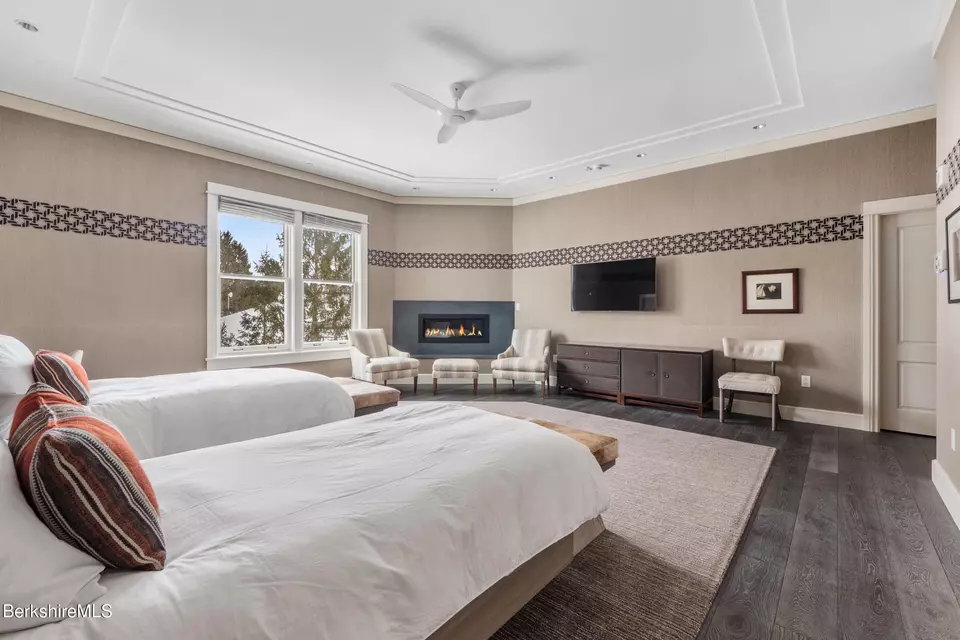 Bedroom - 165 Kemble St #18, Lenox, MA 01240 photo 2 of 6