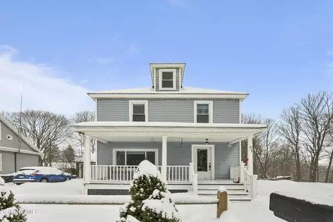 57 Mckinley Ter, Pittsfield, MA 01201