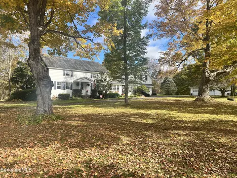 Exterior - 576 North St, Windsor, MA 01270 photo 3 of 14
