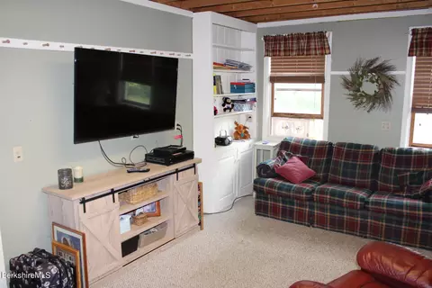 Living - 576 North St, Windsor, MA 01270 photo 3 of 3
