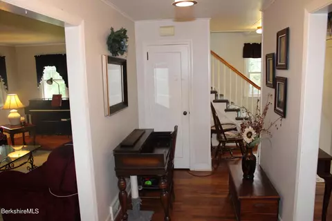 Entry Way - 576 North St, Windsor, MA 01270 photo 1 of 2