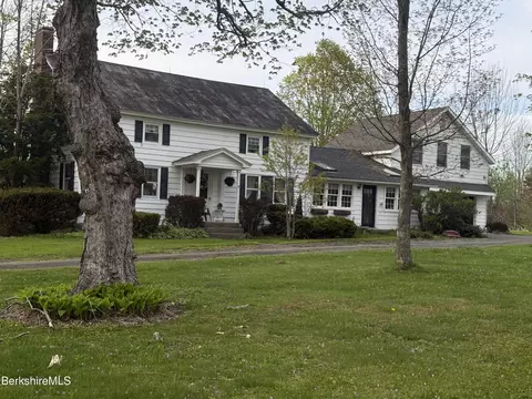 576 North St, Windsor, MA 01270