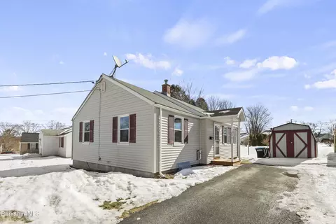 296 Connecticut Ave, Pittsfield, MA 01201