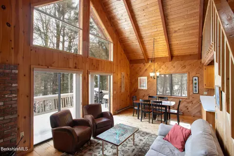 20 Deer Run, Otis, MA 01253