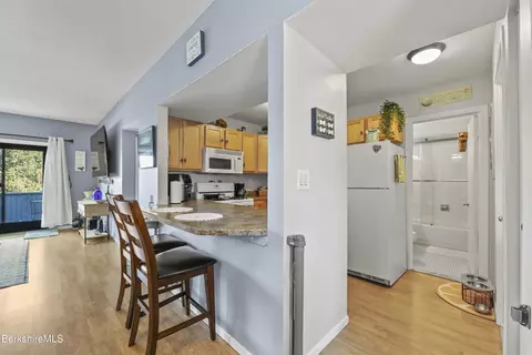 Kitchen - 5 Rolling # -1, Lenox, MA 01240 photo 1 of 2