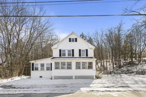 204 Center St, Lee, MA 01238