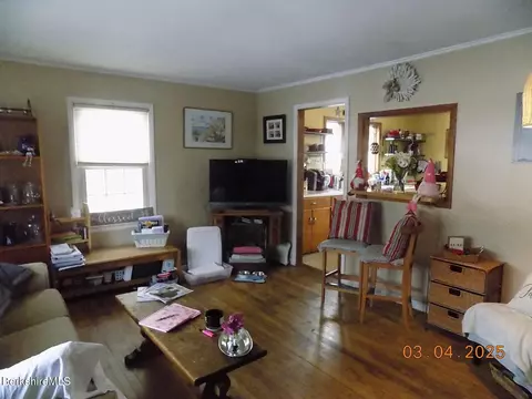 38 Hillside Dr, Lenox, MA 01240 photo 4