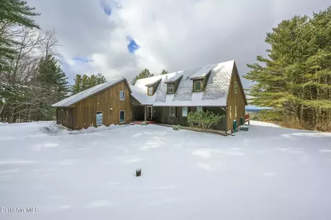 83 Mercer Mountain Rd, Canaan, NY 12029
