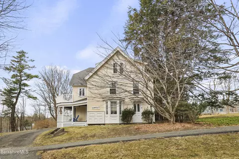 26 Old Stockbridge Rd #2, Lenox, MA 01240