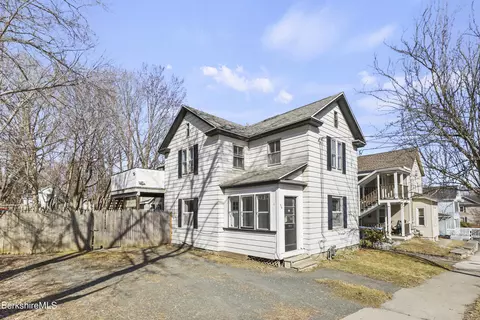 275 Francis Ave, Pittsfield, MA 01201