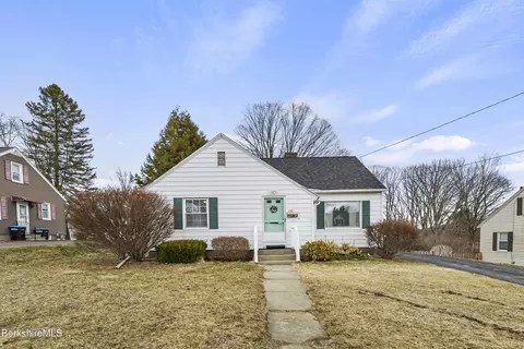 172 Brighton Ave, Pittsfield, MA 01201