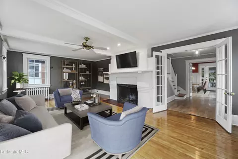 21 Arlington St, Pittsfield, MA 01201