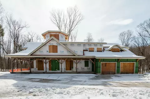 67 Blunt Rd, Egremont, MA 01230