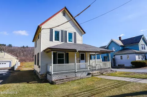 417 State Rd, North Adams, MA 01247