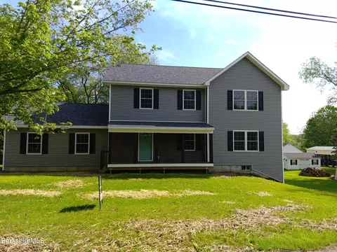 18 Lacona St, Lanesborough, MA 01237