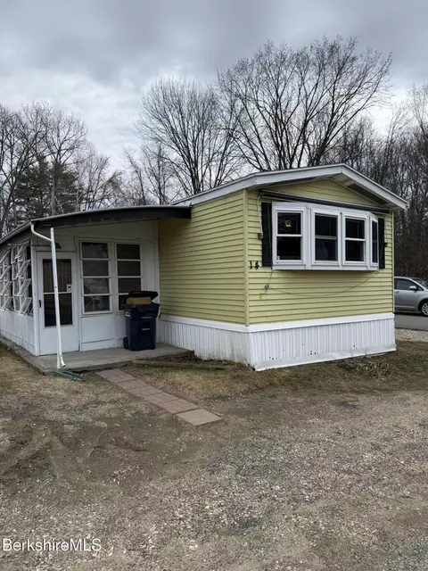 245 Cheshire Rd #14, Pittsfield, MA 01201