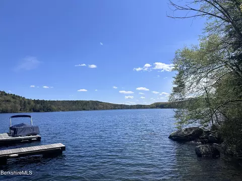 289 Antelope Dr, Lee, MA 01238 photo 3