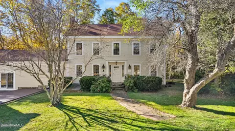 191 Sandisfield Rd, Sandisfield, MA 01255