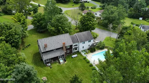 131 Wilshire Dr, Cheshire, MA 01225