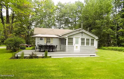14 N Ridge St, Otis, MA 01253