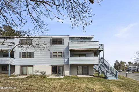 7 Rolling Hills Ln # -9, Lenox, MA 01240 photo 25