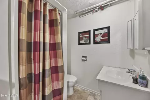 7 Rolling Hills Ln # -9, Lenox, MA 01240 photo 23
