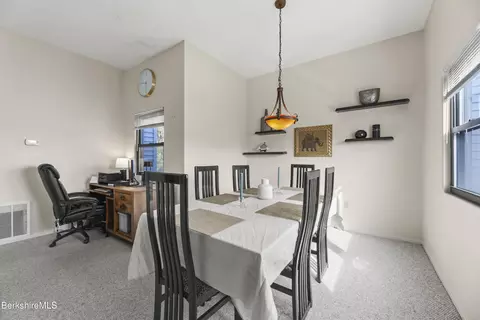 7 Rolling Hills Ln # -9, Lenox, MA 01240 photo 10