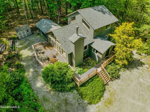 113 Iroquois Ave, Becket, MA 01223