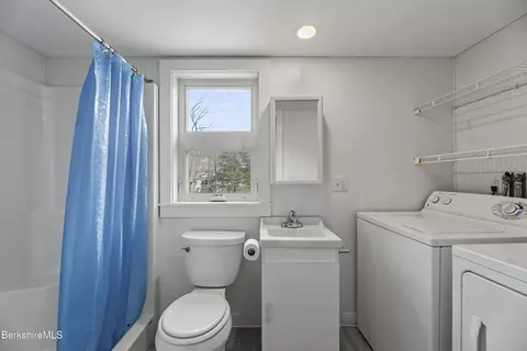 Bath - 20 Summer St, Lee, MA 01238 photo 1 of 2