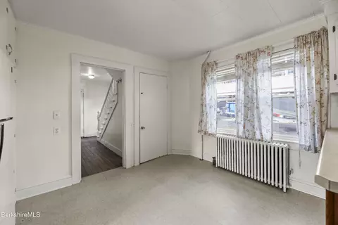 Entry Way - 20 Summer St, Lee, MA 01238 photo 2 of 3