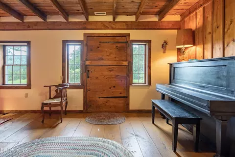 Entry Way - 18 S Beech Plain Rd, Sandisfield, MA 01255 photo 2 of 3