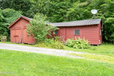 Exterior - 18 S Beech Plain Rd, Sandisfield, MA 01255 photo 5 of 9