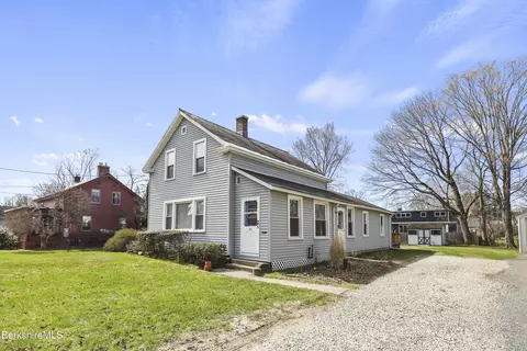 33 Linden St, Williamstown, MA 01267