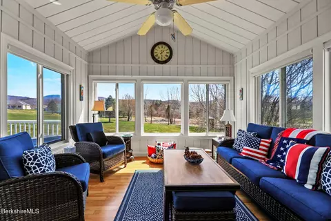 124 Red Barn Rd, Dalton, MA 01226 photo 17