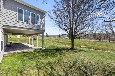 124 Red Barn Rd, Dalton, MA 01226 photo 38