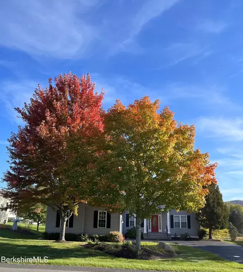 124 Red Barn Rd, Dalton, MA 01226 photo 3