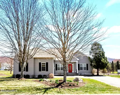 124 Red Barn Rd, Dalton, MA 01226 photo 2