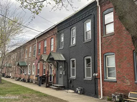 208 Columbia St, Adams, MA 01220