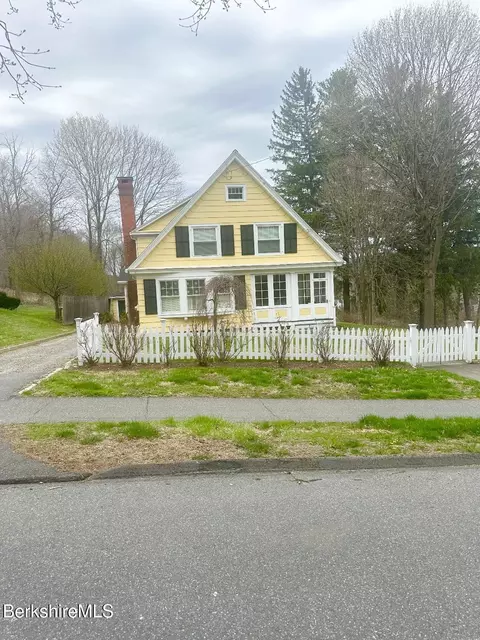Exterior - 100 Franklin St, Lee, MA 01238 photo 6 of 7