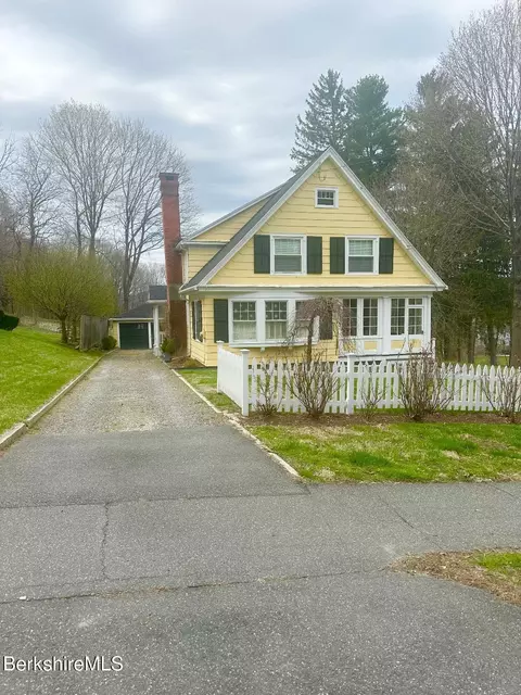 Exterior - 100 Franklin St, Lee, MA 01238 photo 7 of 7