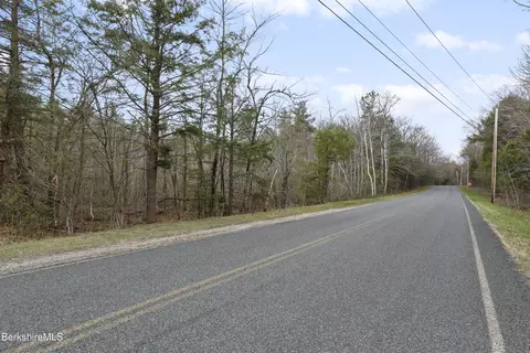 0 W Hubbard Rd, Sandisfield, MA 01255
